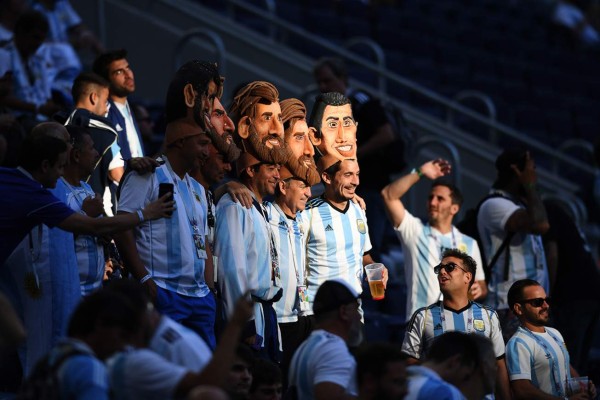 FOTOS: La especular fiesta de los argentinos previo al juego ante Nigeria
