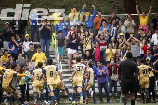 Las mejores imágenes de la semifinal del torneo de escuelas bilingües