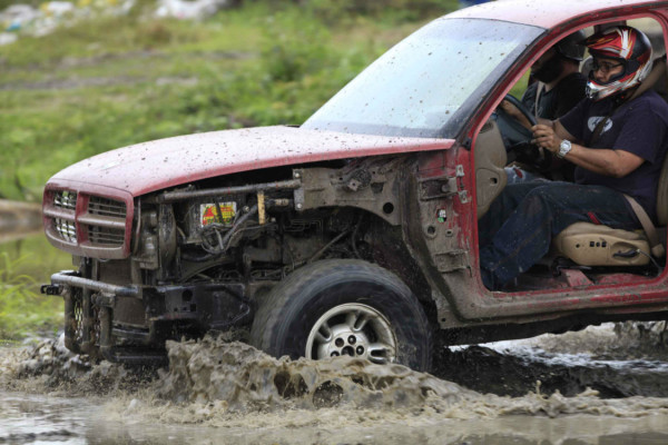 Adrenalina y mucha emoción en la competencia del 4X4.