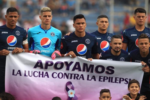 Curiosas: Eufórico festejo de Keosseián y la bronca en las gradas del Nacional