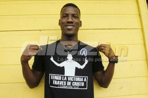 Entre regalos, jugando billar y muchas sonrisa se entrenó el Real España