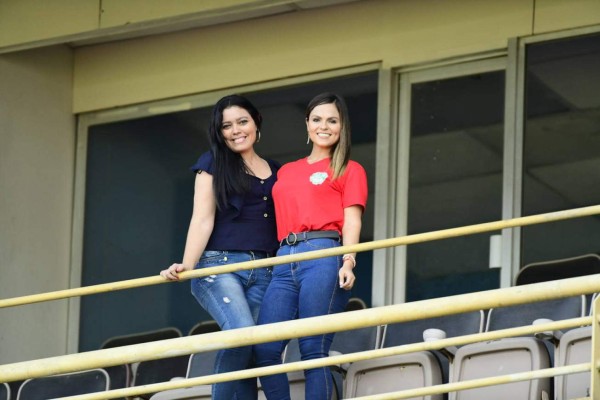 ¡BELLEZA! Las despampanantes chicas que engalanaron el estadio Olímpico