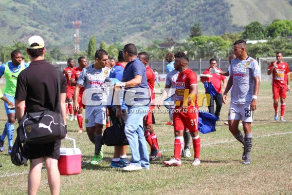 NO SE VIO EN TV: La 'picardía' en Tocoa que enfureció a Real España