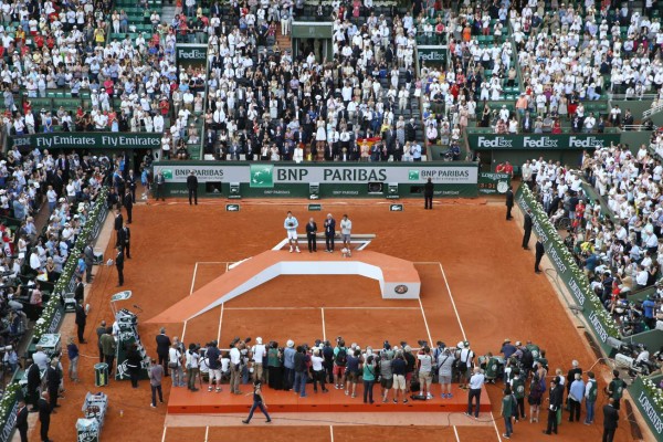 Nadal vence a Djokovic y levanta su noveno Roland Garros