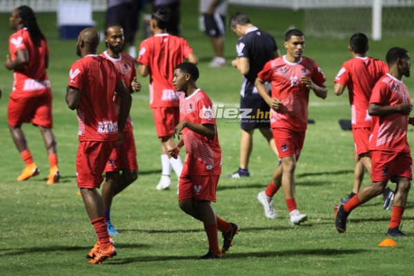 CURIOSAS: Georgie Welcome regresa al Nacional y así fue el último entreno del Motagua