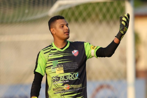 MERCADO: Trinitenses invaden la Liga y Darixon Vuelto iría al Olimpia