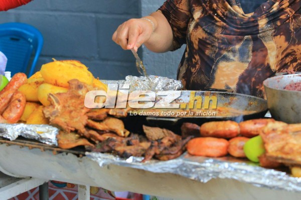 Llantos, algarabía, violencia y heridos; lo que no se vio de las semifinales en Honduras