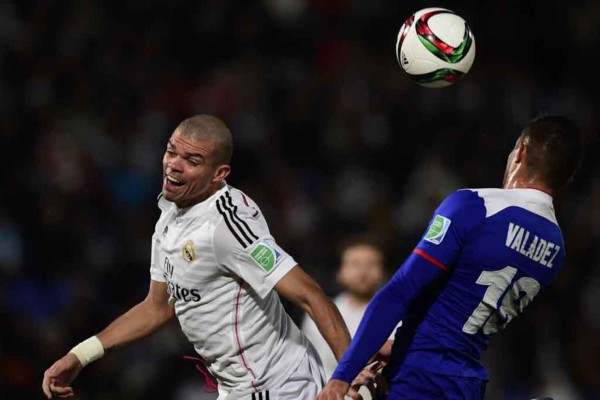 Real Madrid aplastó a Cruz Azul 4-0