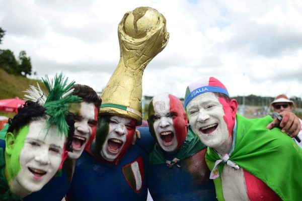 Las mejores imágenes del juego Costa Rica vs Italia.