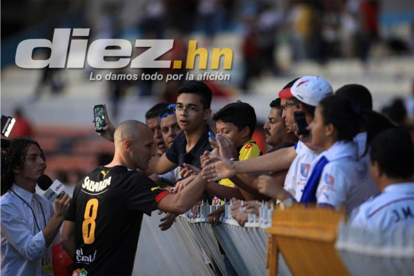 Así se despidió Julio 'Palomo” Rodríguez en su último partido con Real España.