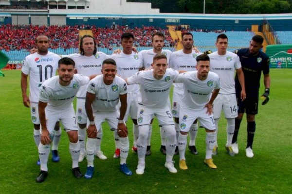 ¡Largas sequías! Las rachas negativas sin títulos en los grandes clubes centroamericanos