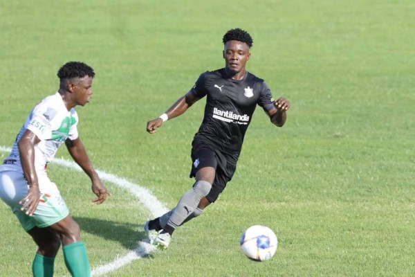 EL MERCADO: Llega fichaje al Olimpia y van por un exMotagua; Diego Vázquez tiene nuevo jugador y hondureño es fichado en Europa