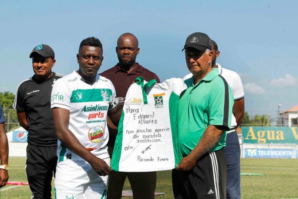 ¡Adiós capitán! Edgar Álvarez se despide del fútbol profesional con tremenda ovación