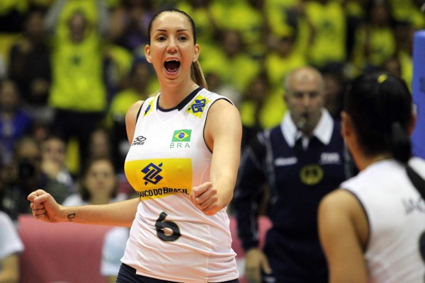 Thaísa, la bella voleibolista brasileña que paralizará Río de Janerio 2016