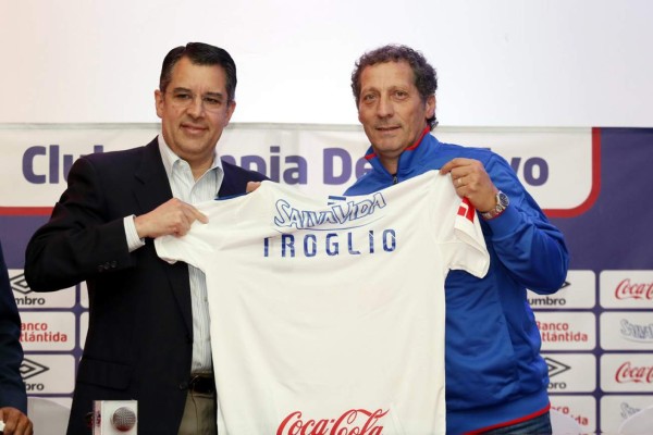 Mercado: Troglio descarta a jugador para el siguiente torneo y tres hondureños a El Salvador