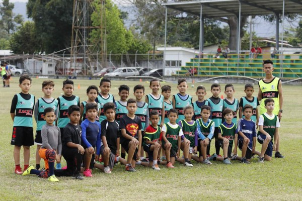 ¡FUTURO! Un holandés, el hijo de Emil y el de Guifarro brillan en las menores