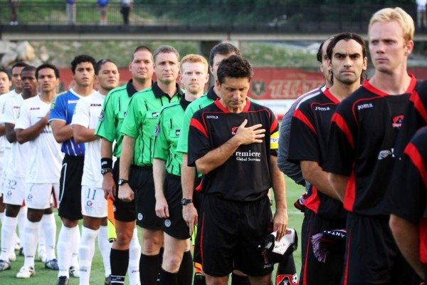 ¡Edgar entrará en la lista! Los jugadores hondureños que han tenido partido de despedida