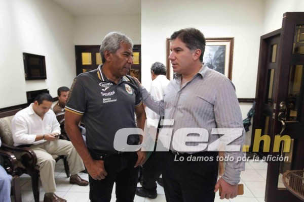 Así es el velatorio de Mario Verdial en San Pedro Sula