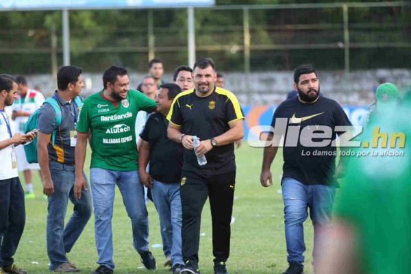 ¡Alegría y tristeza! Así festejó Marathón la clasificación a la final del Clausura