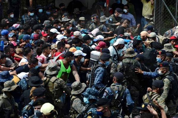 Parece guerra: Así arma Guatemala su frontera con Honduras para evitar entrada de inmigrantes