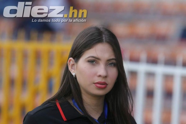 Las bellezas que adornan el estadio Nacional de Tegucigalpa en el Olimpia-Marathón