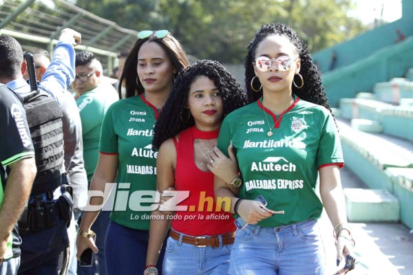 ¡La chela, la colocha y la pelo negro! Hermosuras en el Yankel Rosenthal