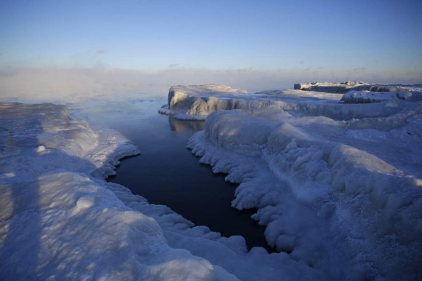Las impresionantes imágenes que deja el vórtice polar que azota a Estados Unidos