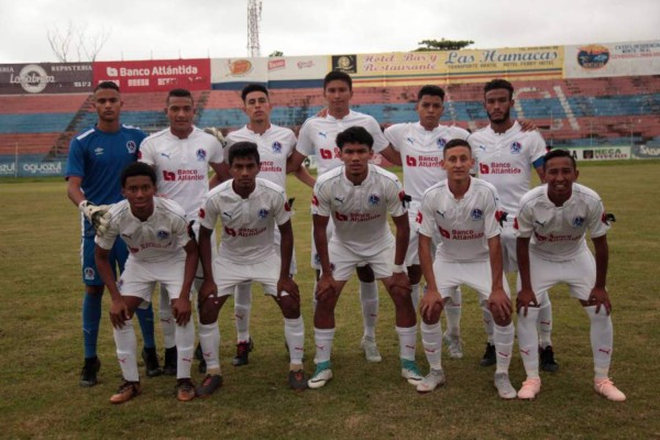 Futuro: Olimpia ficha a seis jugadores de La Ceiba para las reservas