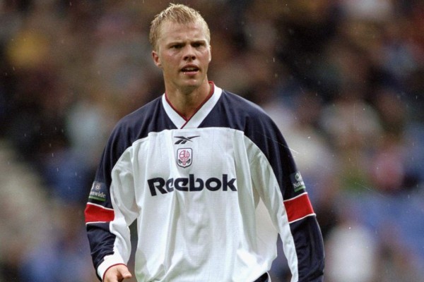 ¡Con un guatemalteco y un exMarathón! Grandes jugadores que pasaron por el Bolton inglés, club que podría desaparecer