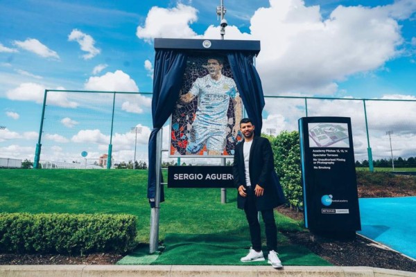 ¿Se va al Barcelona? La emotiva despedida del Manchester City al Kun Agüero en su estadio