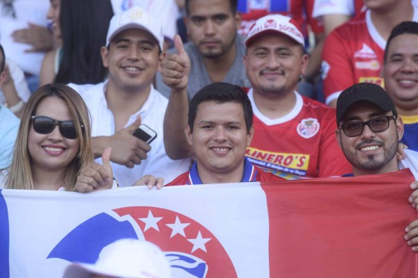 La gran Final se pinta de blanco en el estadio Nacional