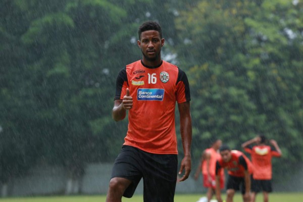 MERCADO: Olimpia sigue fichando; Motagua prepara bombazo y se suman cinco legionarios