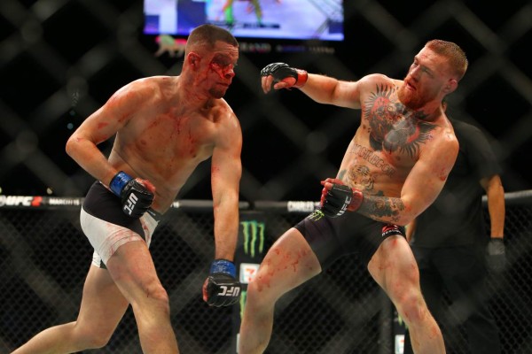 Terremoto en la UFC por el retiro de peleadores Conor McGregor y Nate Díaz
