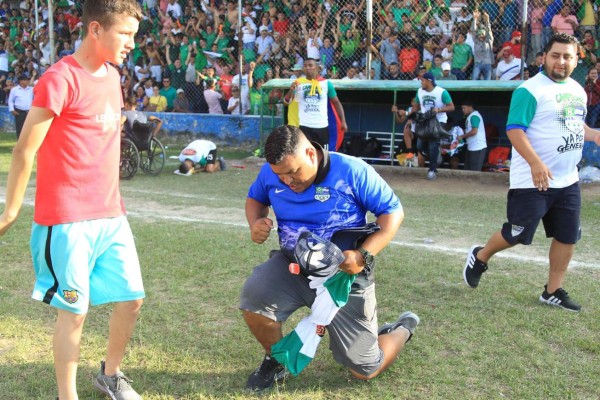 FOTOS: Así celebró Atlético Pinares su campeonato en Liga de Ascenso de Honduras