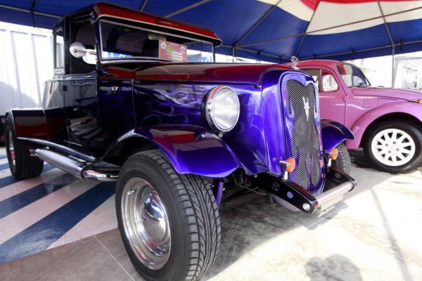 Exhibición de autos clásicos