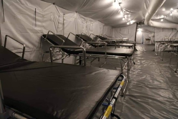 Así es el hospital móvil que instalaron en Villanueva, Cortés para pacientes con coronavirus