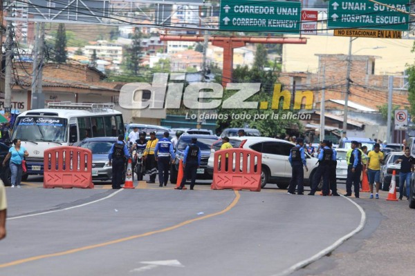 ¡Ambientazo! La gran fiesta en el estadio Nacional por ver a Ronaldinho