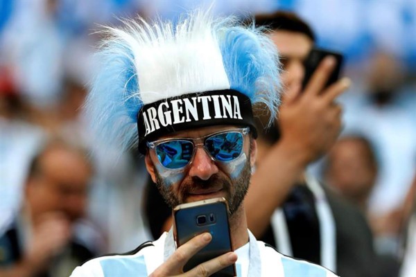 FOTOS: La especular fiesta de los argentinos previo al juego ante Nigeria