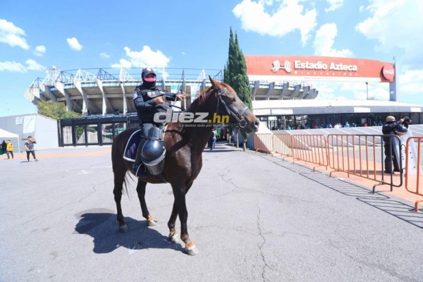 Fotos: Afición catracha llega en gran número al estadio Azteca para apoyar a Honduras ante México