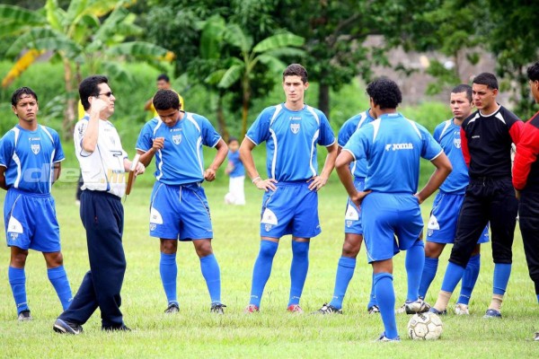 15 fotos de Ángel 'El Sacerdote' Castro en su etapa de futbolista