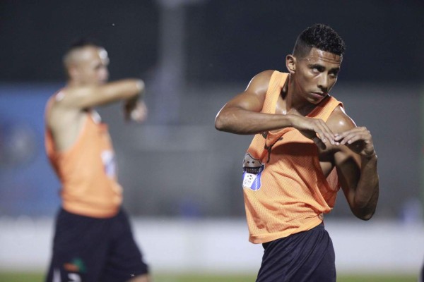 Jugadores hondureños que están al borde del retiro