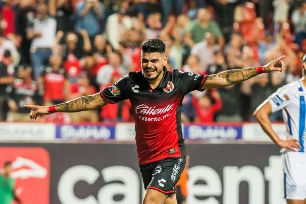 BOMBAS: Ex de PSG y Juventus desembarca en México, América y Chivas sacan chequera