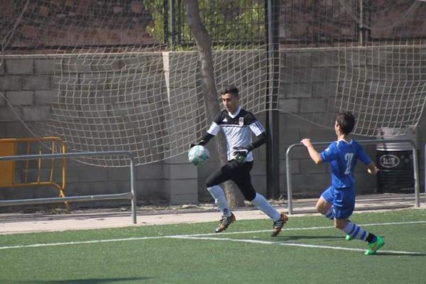Así juega José Manuel, el niño al que comparan con Keylor Navas