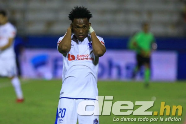 No se vio en TV: La bronca de Rubilio Castillo en camerinos y la frustración del Olimpia