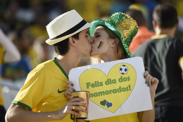 Los Mejores 'BESOS” del Mundial Brasil 2014
