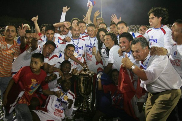 FOTOS: Los estadios humildes donde se han coronado campeones en Honduras
