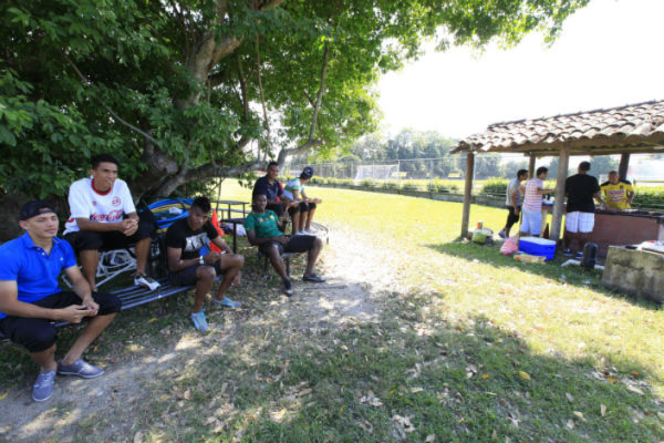 Real España y un asado de buenas vibras.