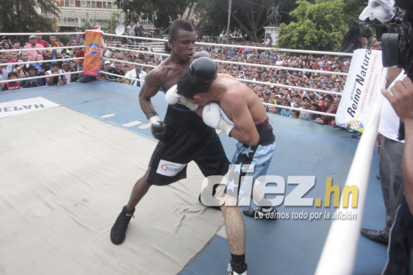 El 'Escorpión” Ruiz vuelve a perder con el Nicaragüense Rafael Castillo,