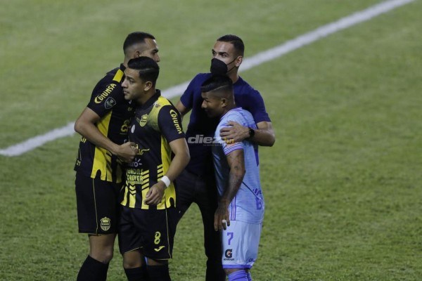 Júbilo y llanto en el estadio Olímpico: Darixon Vuelto se descontroló y rompió en llanto en Real España