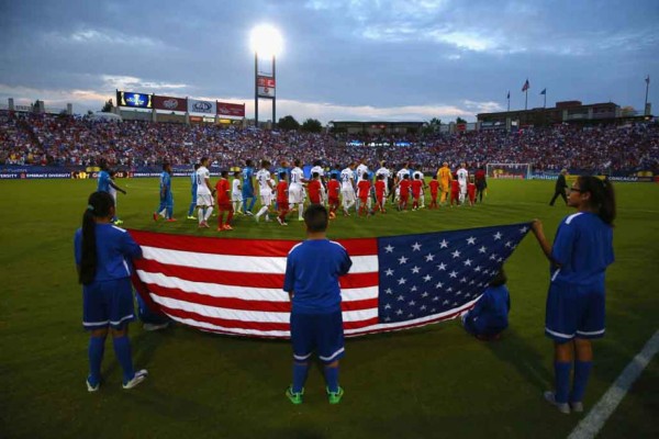 Honduras cayó 2-1 ante Estados Unidos en el Toyota Stadium